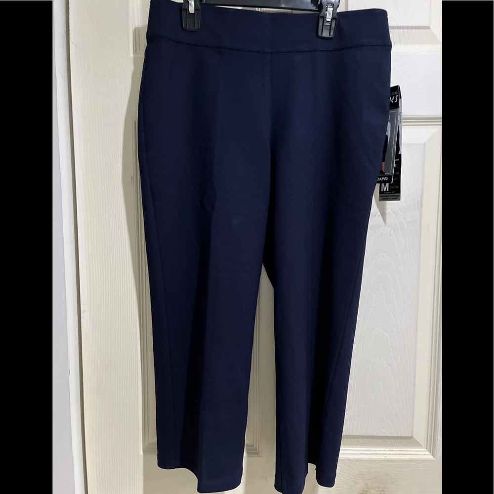 Allison Daley Express Petite Slims Navy Blue Capri in Size Medium (10-12)